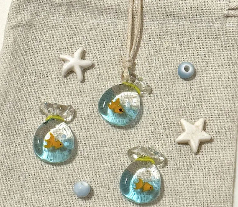Women's coloured glaze joker pendant necklace on cotton linen clavicle chain