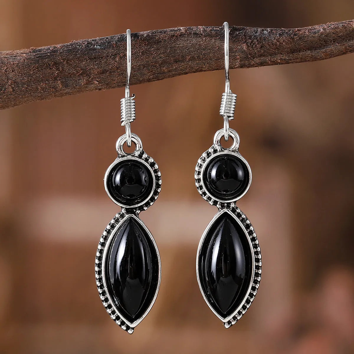 Vintage geometric earrings with black and purple electroplated finish on zinc alloy