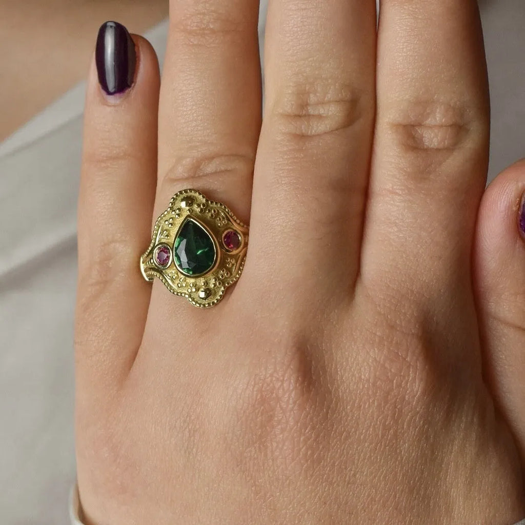 Gold-plated geometric women's ring in golden lvzuan colour showing angular design