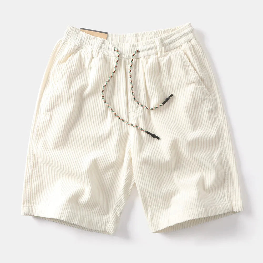 Men's retro American-style cargo shorts in straight-leg cut showing khaki colour option