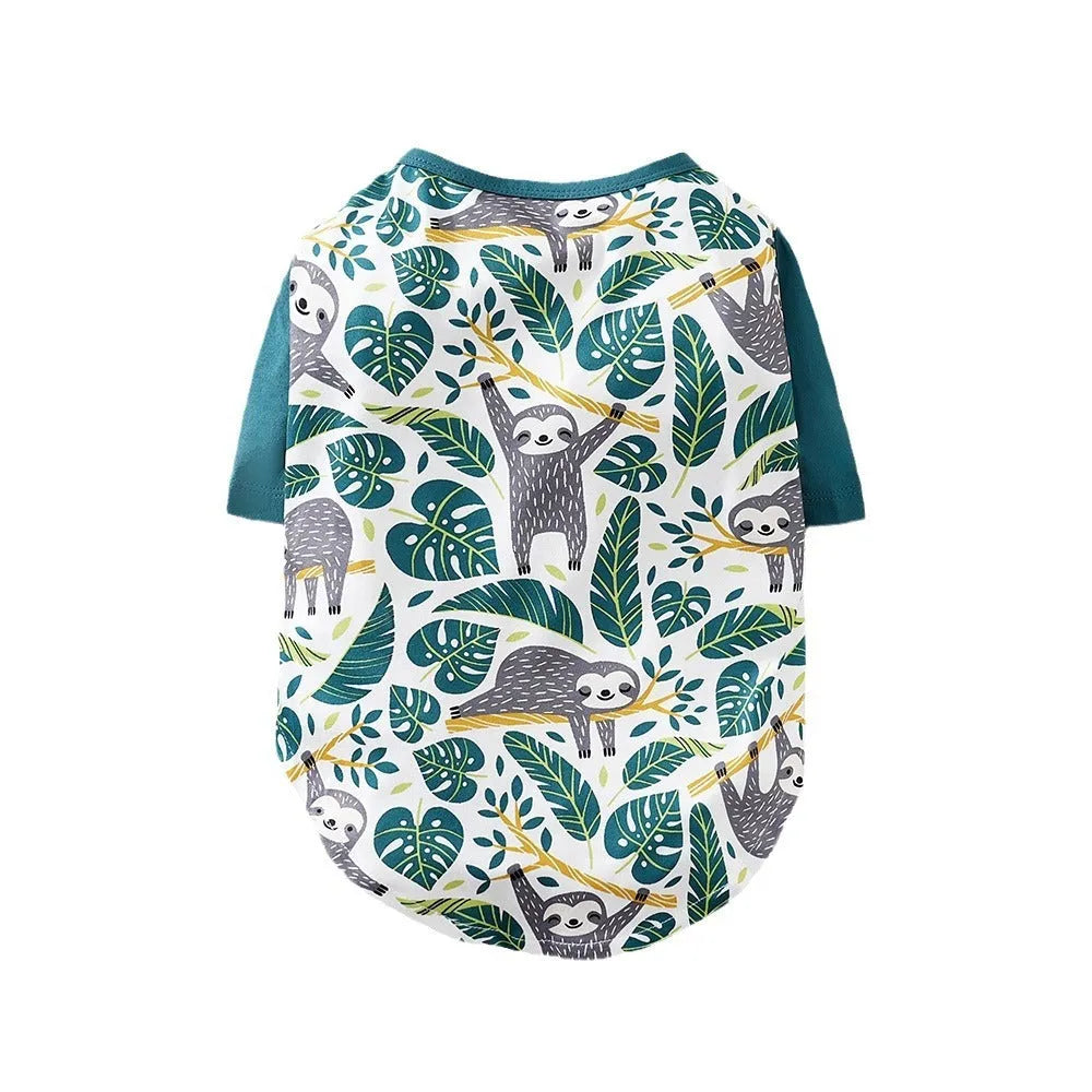 Printed polyester dog t-shirt in casual style for spring and autumn wear with size chart showing weight ranges and measurements
