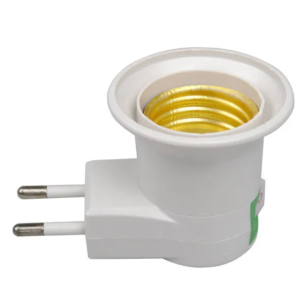 White wall plug-in lamp holder with switch for E27 bulbs showing bakelite housing