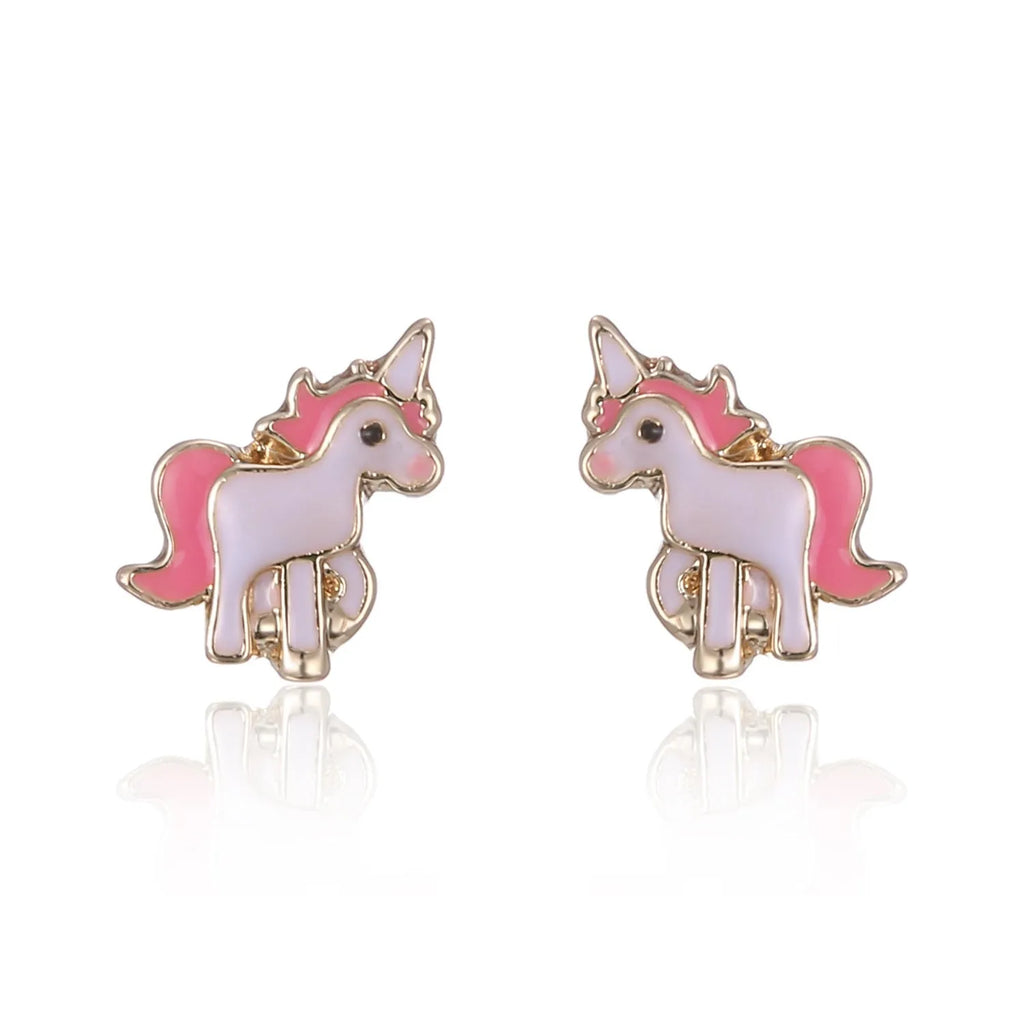 Alloy pony pendant necklace set in gold finish on a 150mm chain