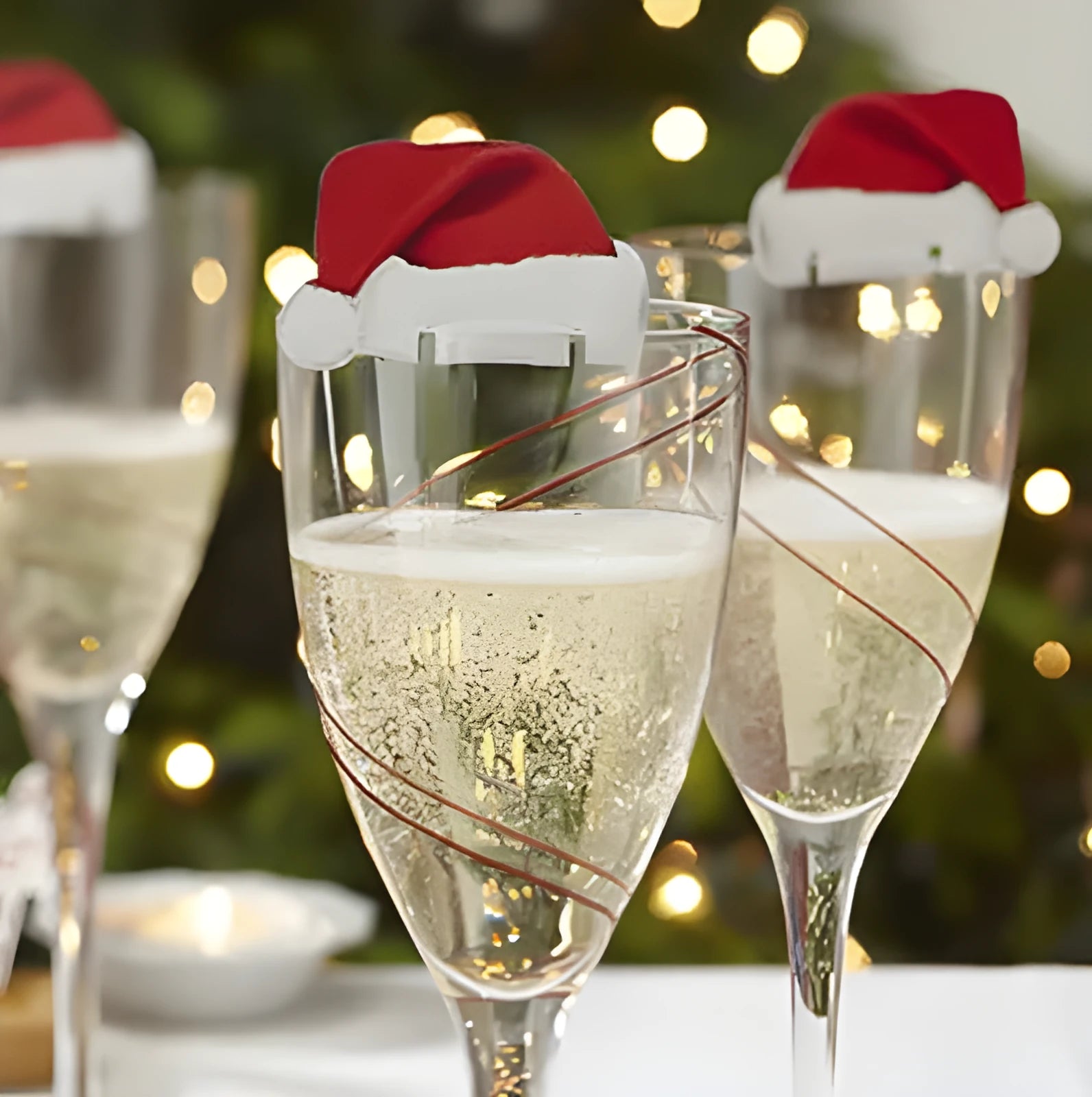 10 Pack Paper Red Christmas Santa Hat Wine Glass Toppers Party Table Decor DIY Craft Decoration for Home Celebrations Non-Woven Fabric 6 x 3.6 cm