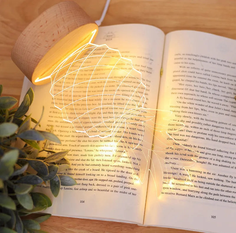 Pineapple-shaped bedside lamp with wood base and acrylic details measuring 24.5x10cm