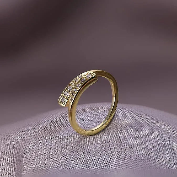 Geometric gold plated toe ring with crystal decoration options