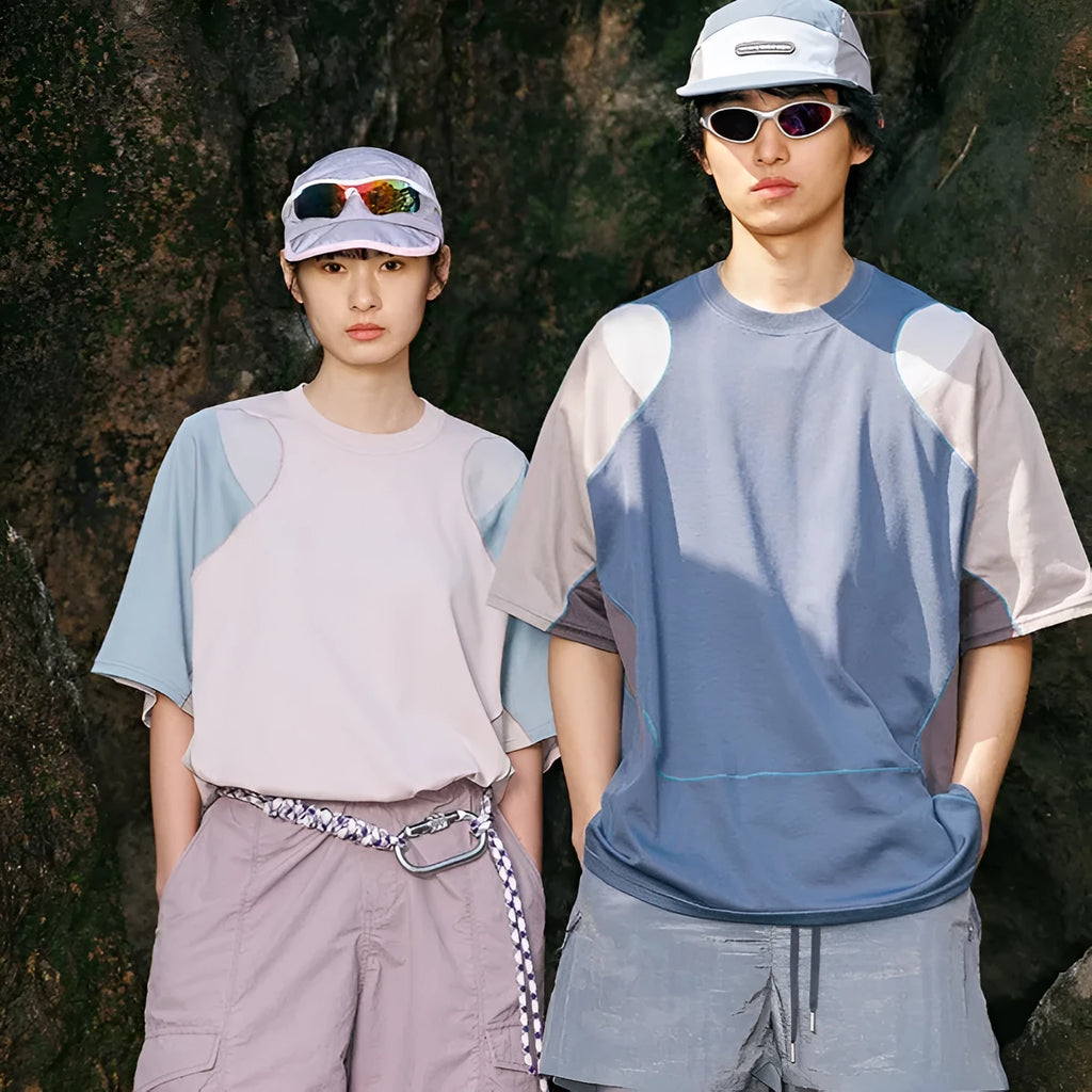 Men's loose-fit patchwork contrast colour T-shirt with raglan short sleeves in cotton blend fabric.