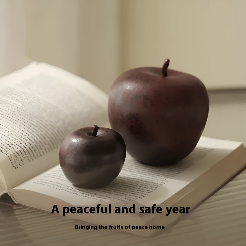 Retro Chinese ceramic apple ornament in large and small sizes for desktop decoration