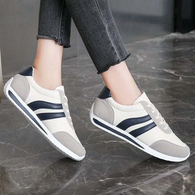 Red and blue lace-up leisure sneakers with soft rubber soles and PU mesh uppers
