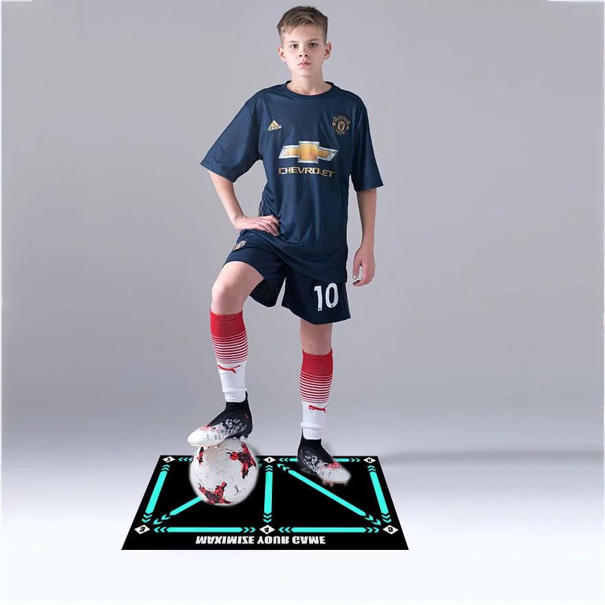 Indoor football training mat in cushion colour for skill lifting practice