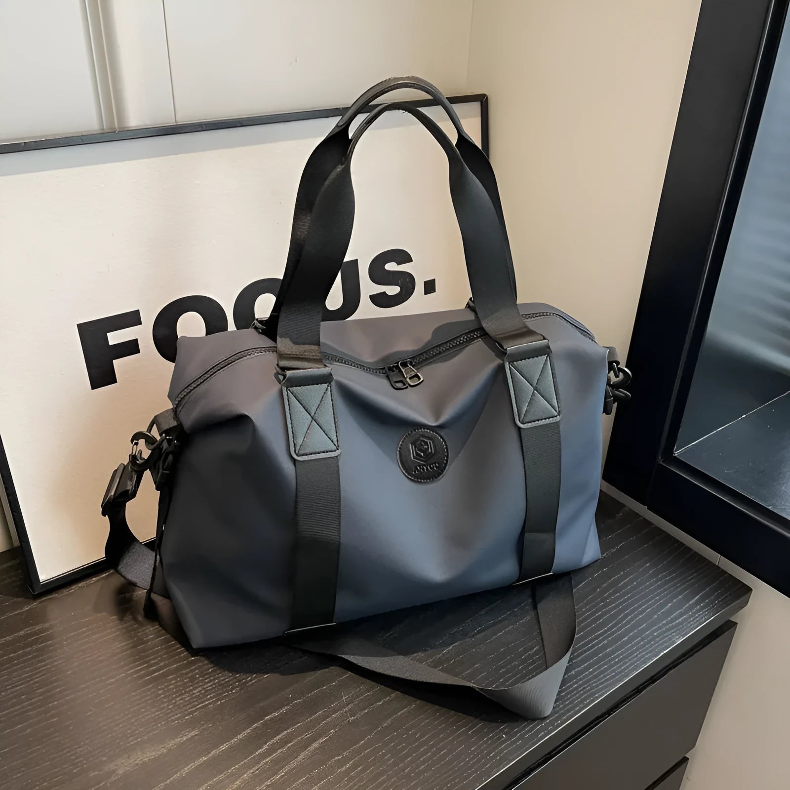 Large waterproof Oxford cloth travel bag with dry-wet separation compartments in black colour