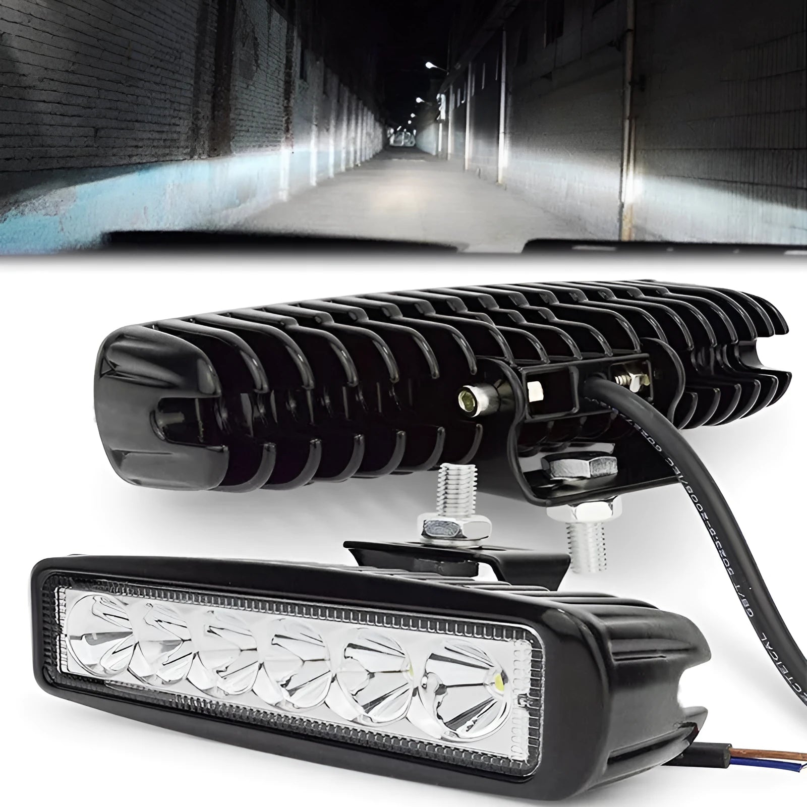 Black car auxiliary light with die-cast aluminium housing and polycarbonate cover
