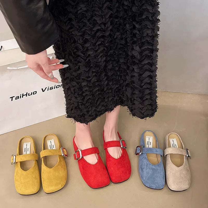 Women's flat closed toe half slippers in PU with rubber sole and square toe shape