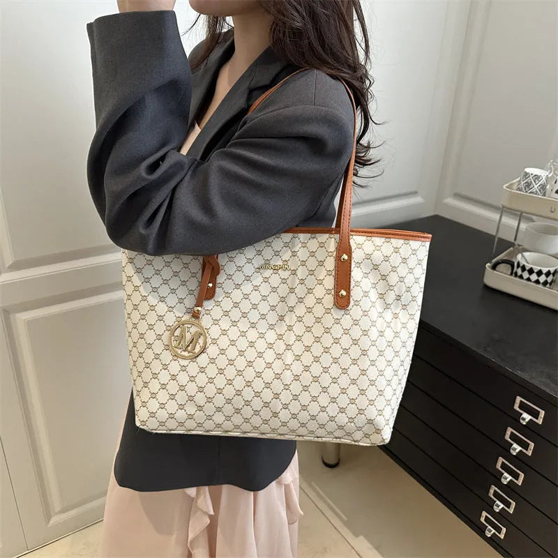Western style black PU leather shoulder bag with sewing thread details and structured design