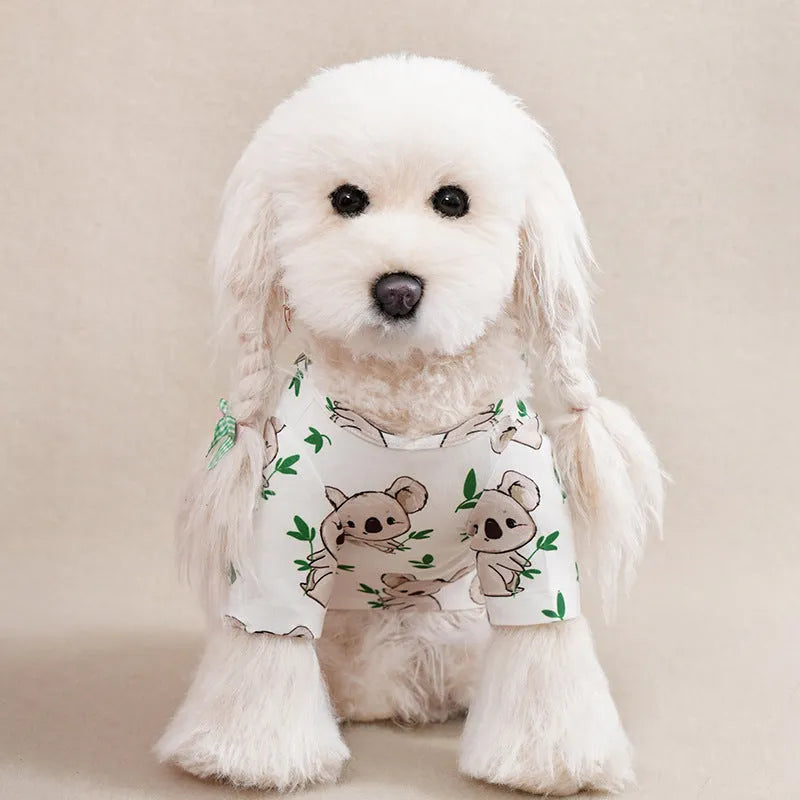 Printed polyester dog t-shirt in casual style for spring and autumn wear with size chart showing weight ranges and measurements