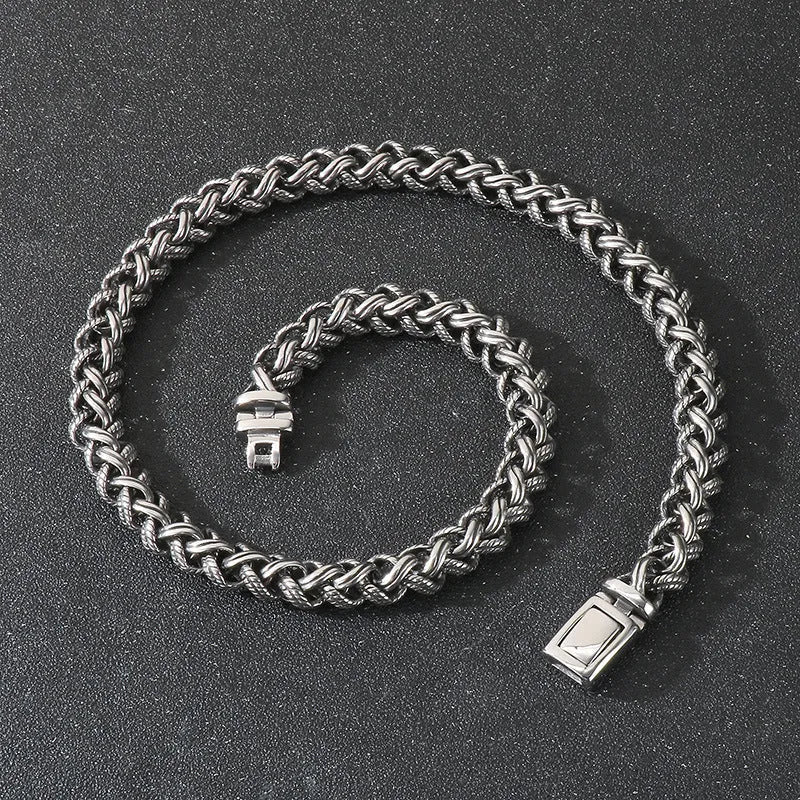 Men's antique silver titanium steel keel chain necklace with geometric twist design