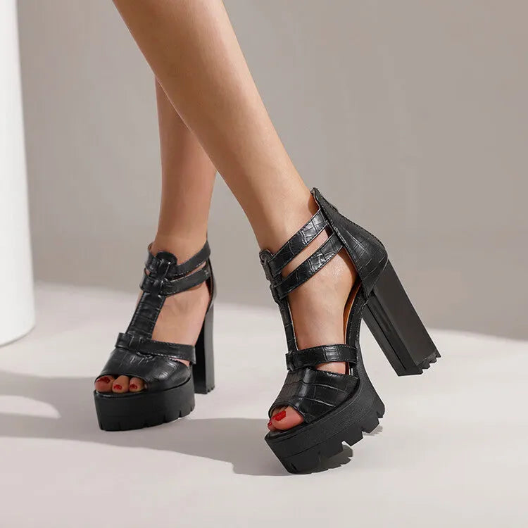 Casual platform high heel sandals in black with a back zipper and round toe.