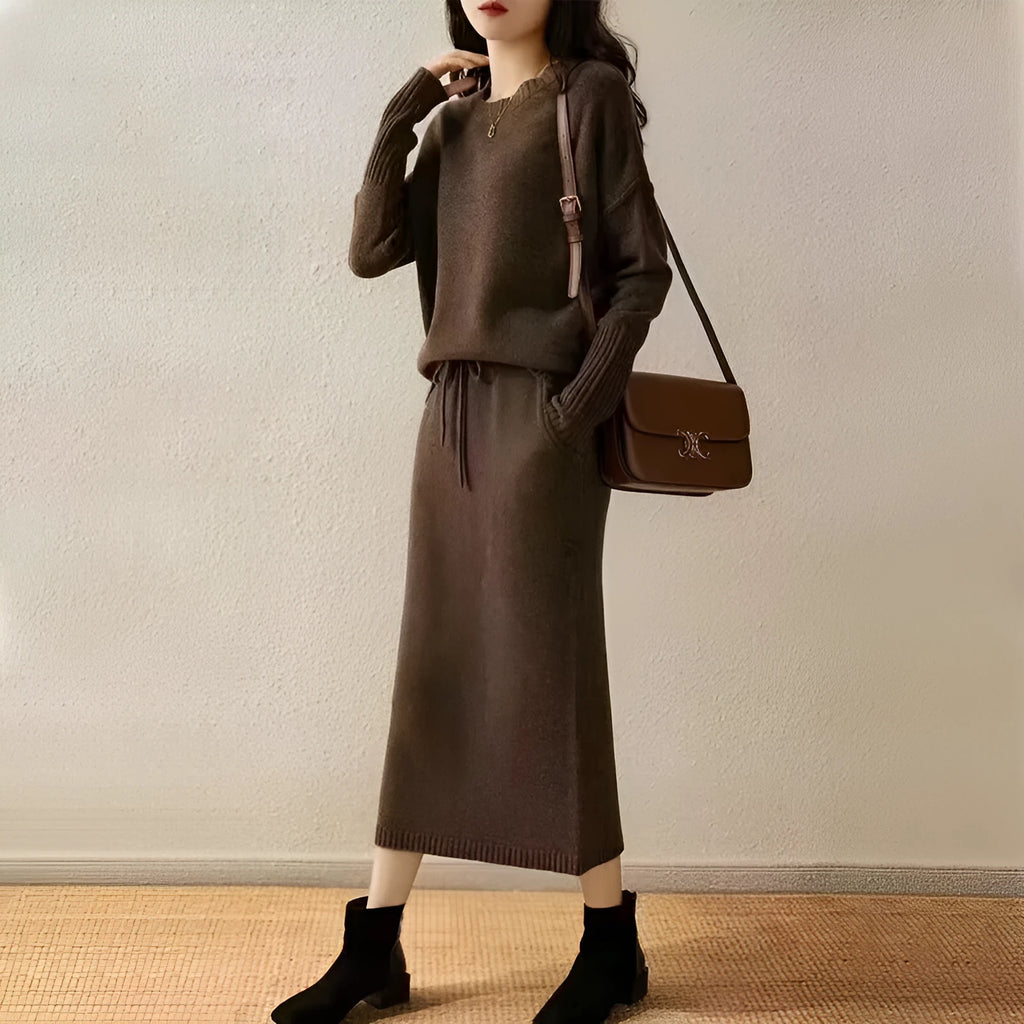 Women's knitted two-piece set in coffee colour with contrast tie-dye, loose long-sleeve top and mid-length skirt