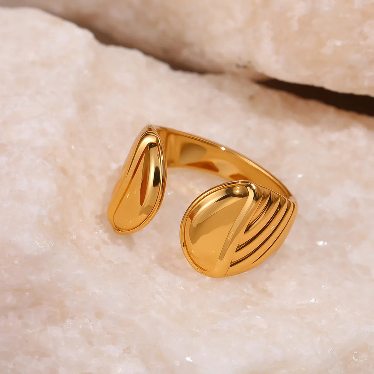 Stainless steel open design geometry ring with flower ocean pattern for women in affordable luxury style