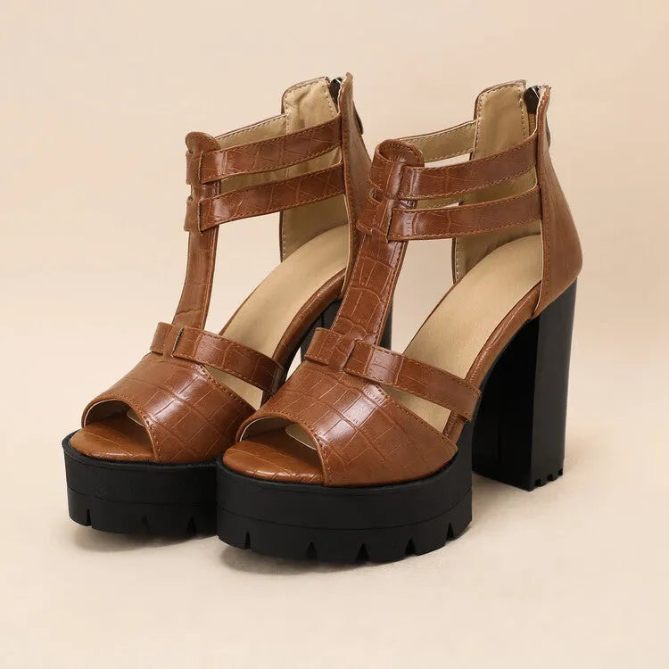 Casual platform high heel sandals in black with a back zipper and round toe.