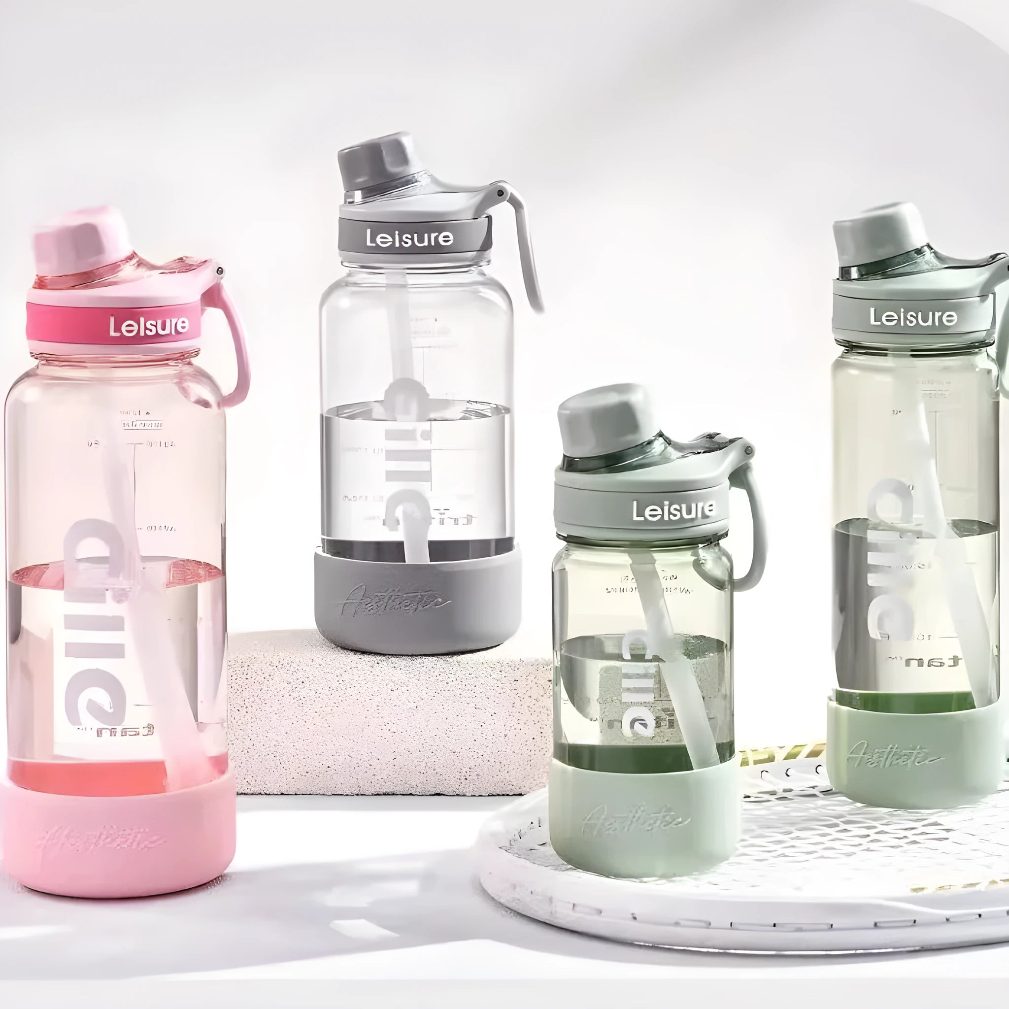Plastic straw cup in grey, green or pink colours with 520ml, 780ml or 1000ml capacity options