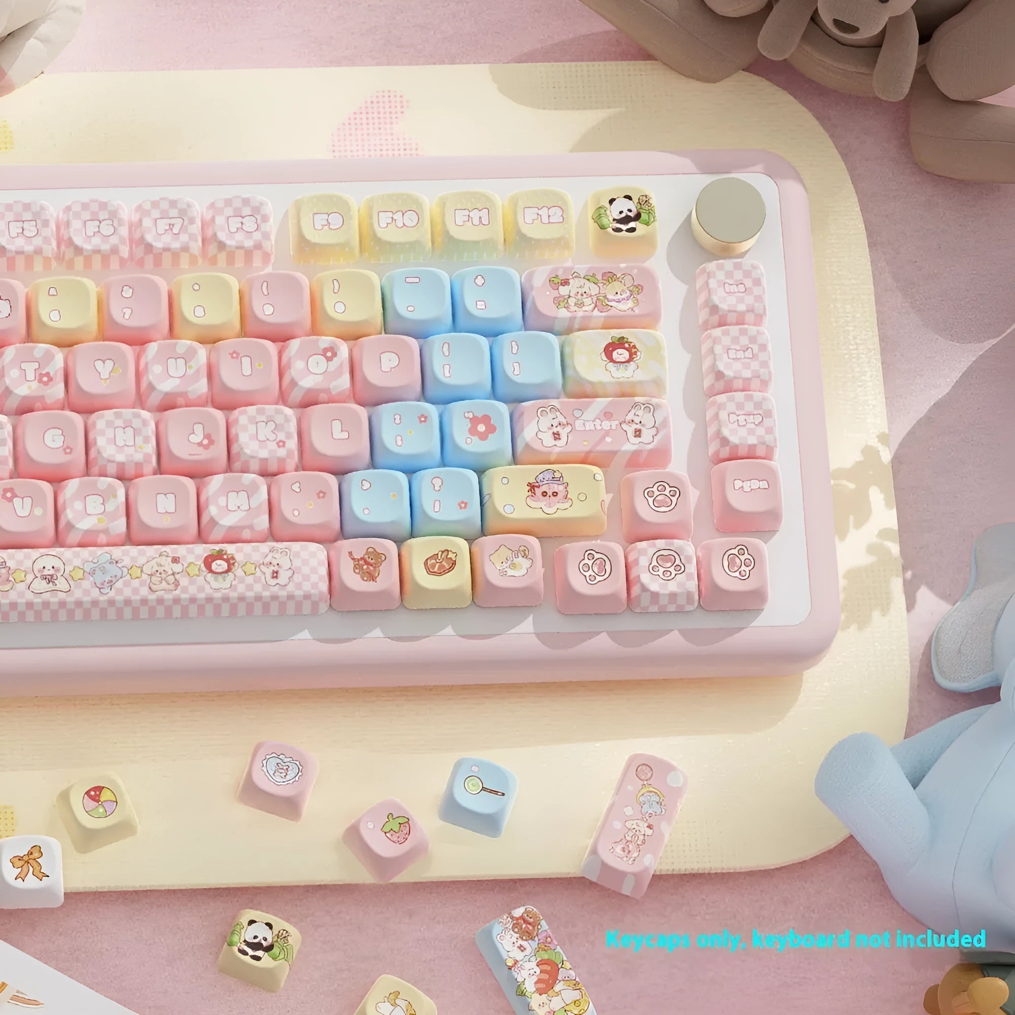 Clip Doll anime character mechanical keyboard key cap set with sublimation printing in boxed presentation