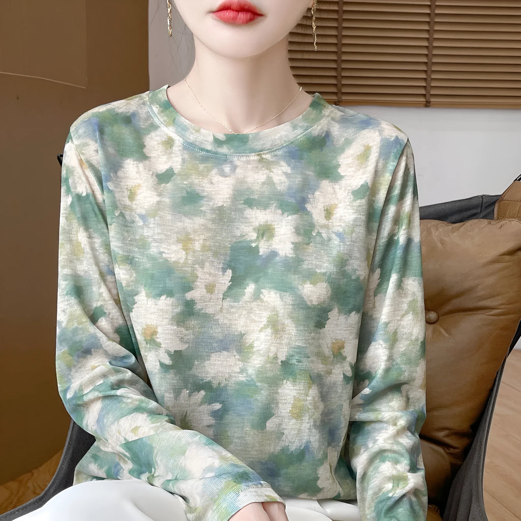 Women's round neck pullover top with floral print in Tencel cotton fabric