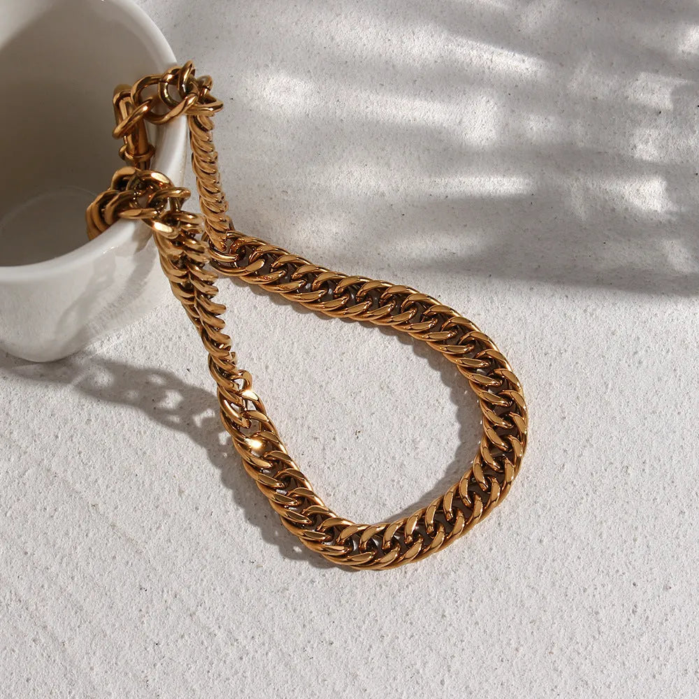 18K plated stainless steel encrypted chain OT buckle necklace geometric simple style women