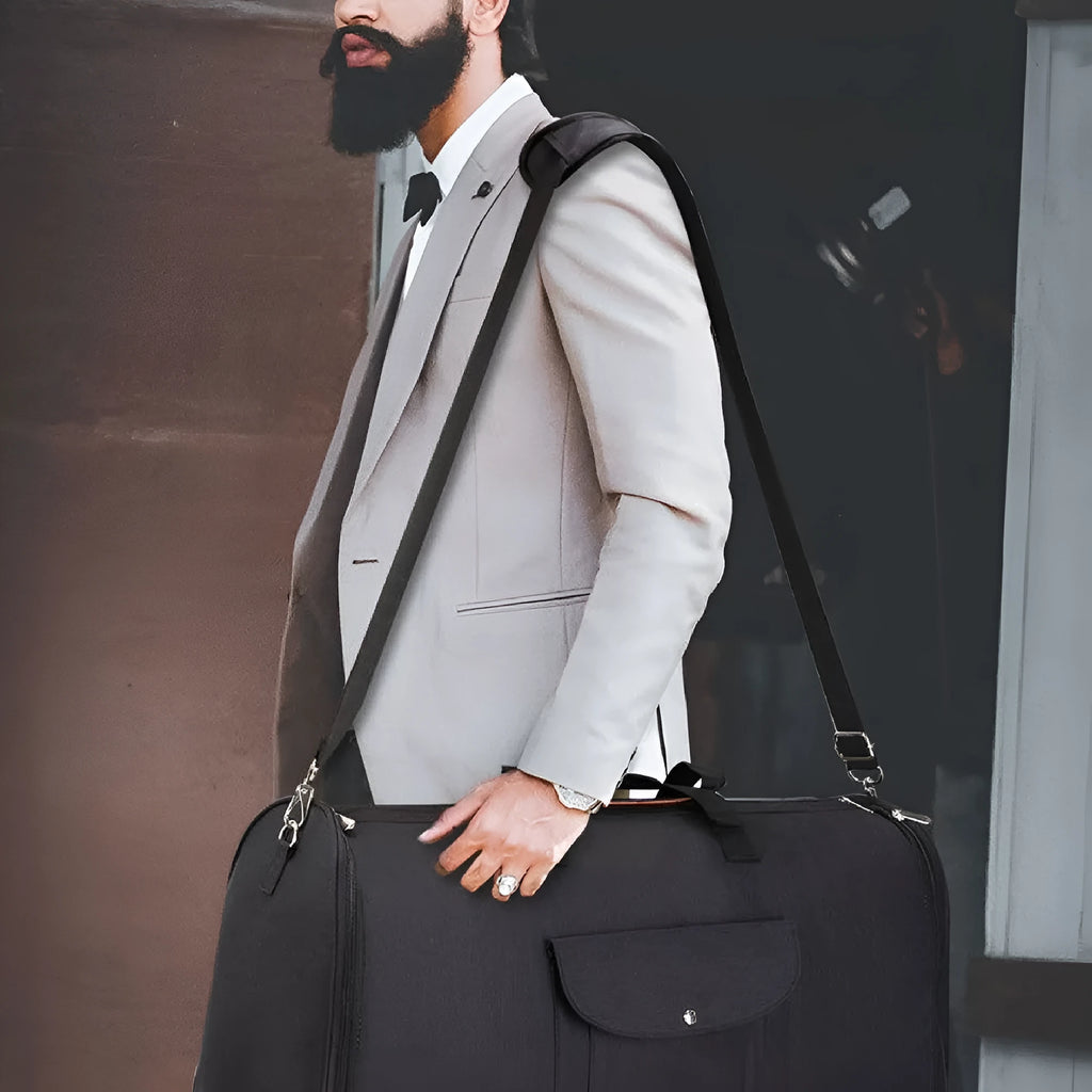 Folding duffel bag in Oxford cloth with 36-55L capacity for travel and workouts