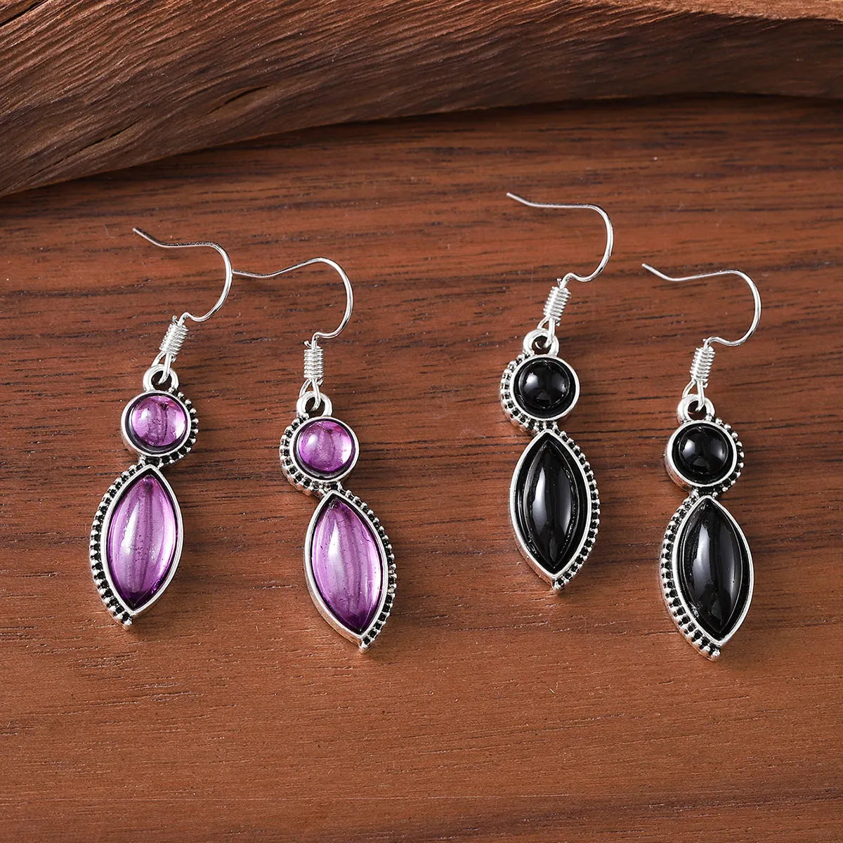 Vintage geometric earrings with black and purple electroplated finish on zinc alloy