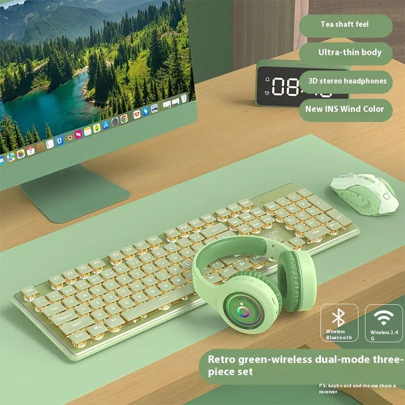 Prewalker V3 mute mechanical feeling keyboard and mouse set in retro green colour on a desk.