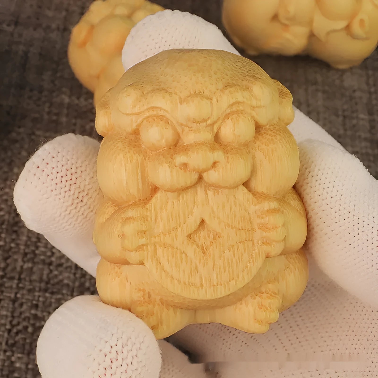 Solid bamboo carving ornament Take Money figurine, 4.5cm tall.