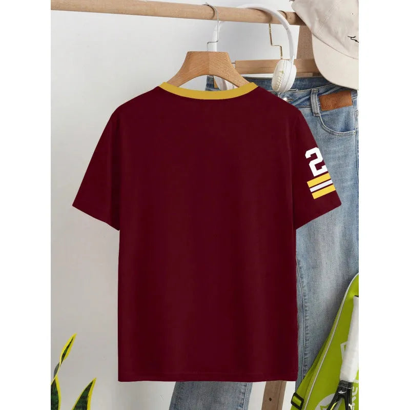 Cotton loose-fit casual t-shirt with a printed letter design in red or green colour.