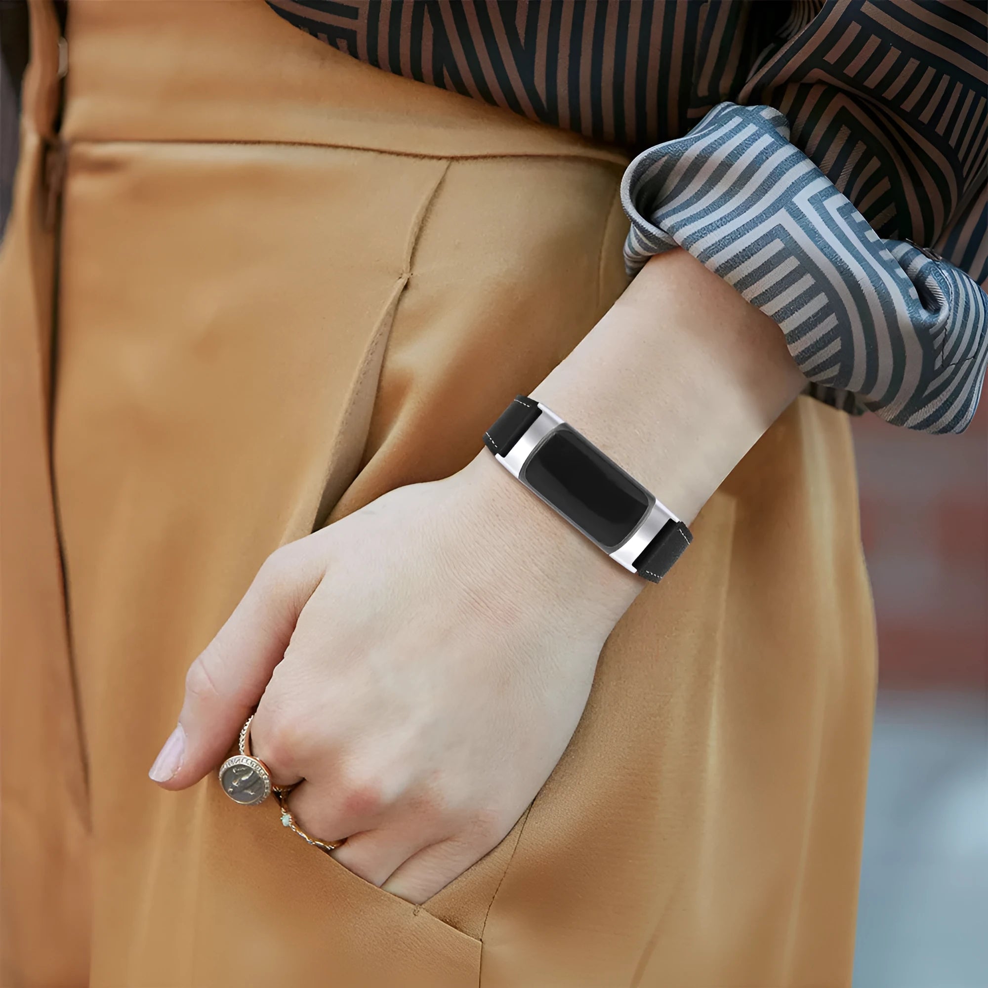 Genuine leather smart watch strap for Fitbit Charge 5 and Charge 6 in various colour options