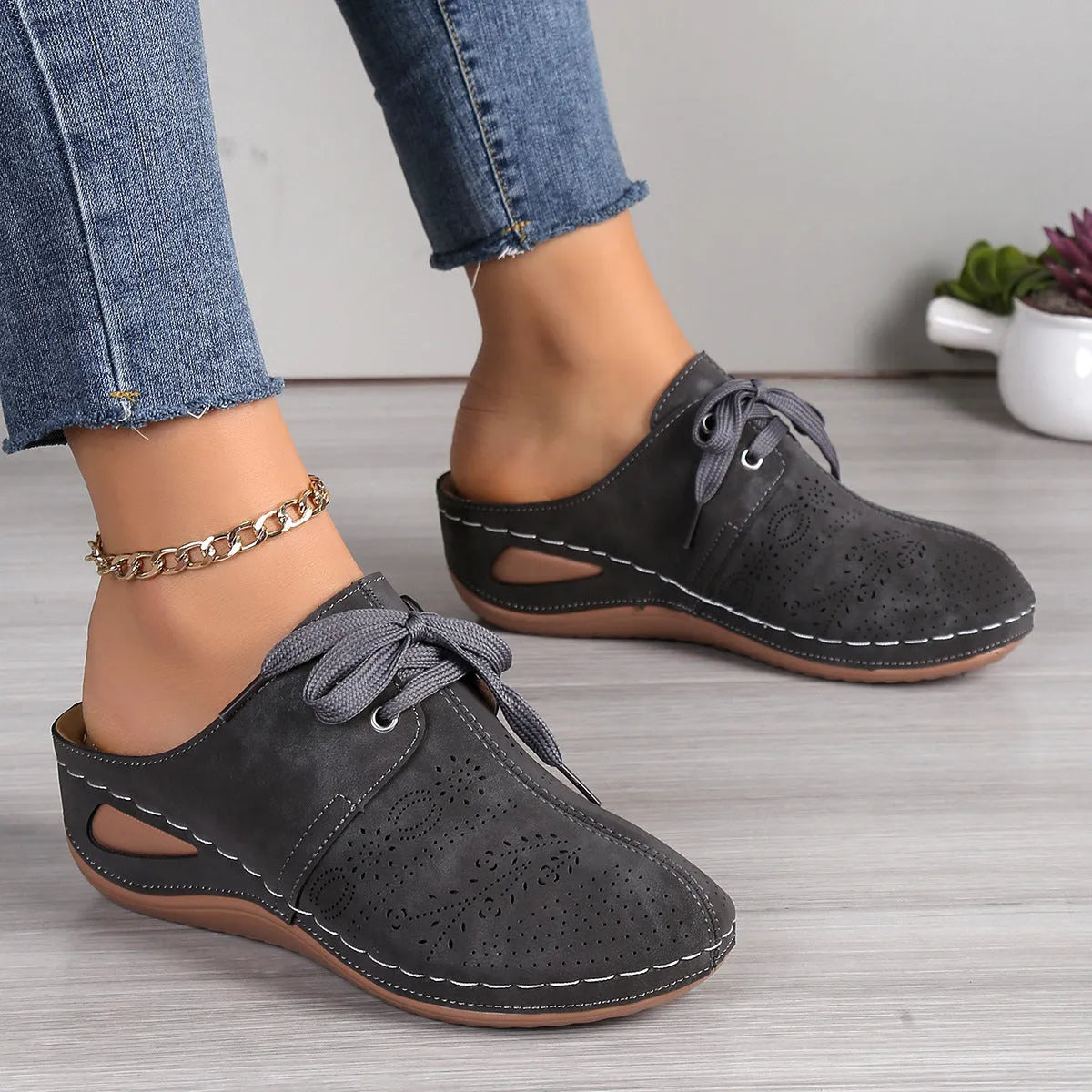 Women's lace-up wedge slippers with hollow-out suede upper and rubber sole