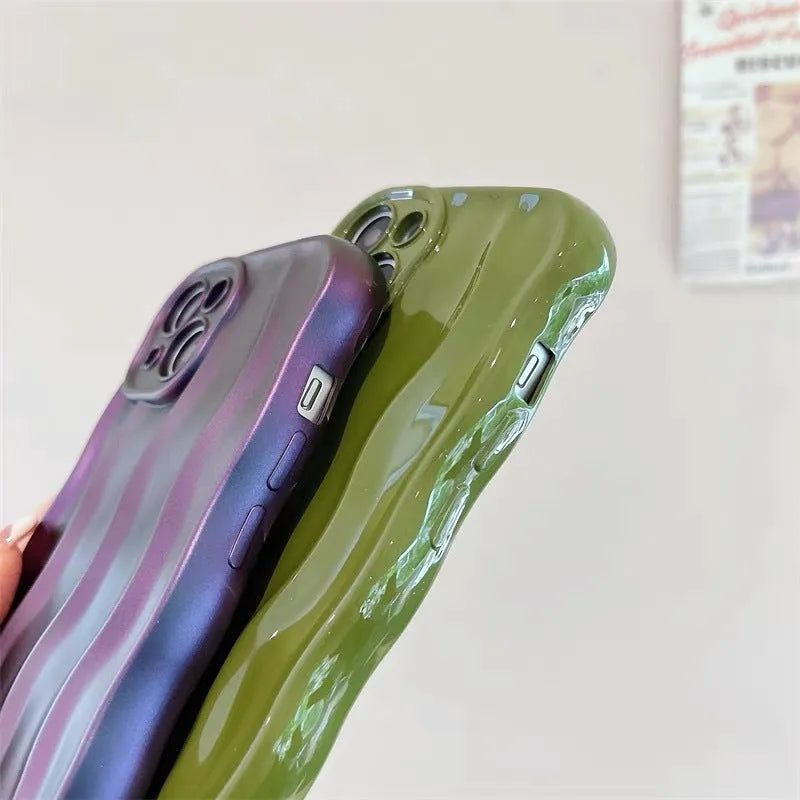 Silicone phone case with ripple texture for iPhone 17 in wavy green colour