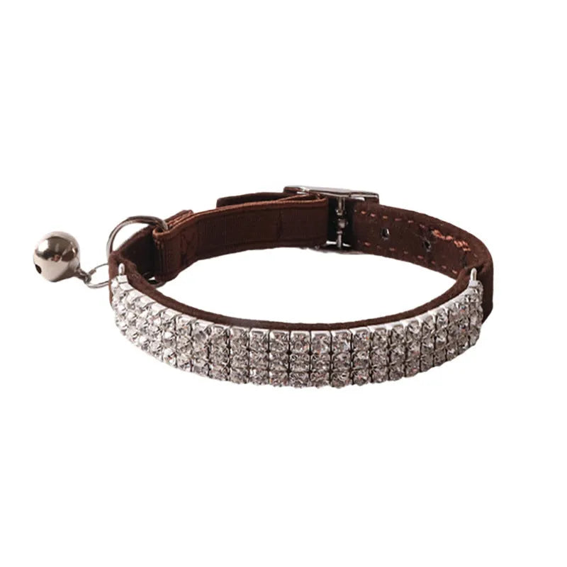 Flannel elastic buckle cat collar in six colour options showing gang drill pattern and dimensions