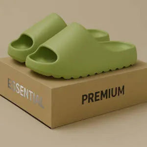 Women's thick-soled beach slippers in various colours with an injection-moulded EVA sole.