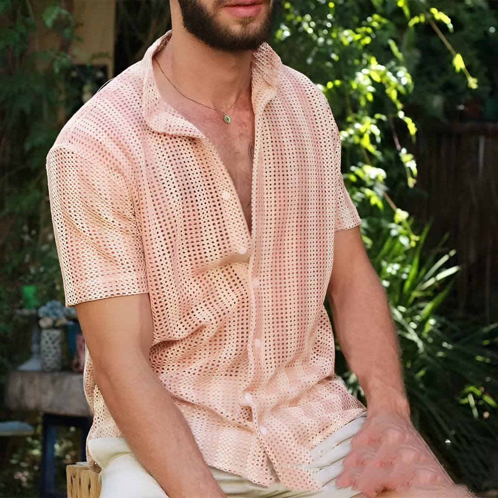 Pink men's loose-fit waffle texture short-sleeve casual shirt on a hanger