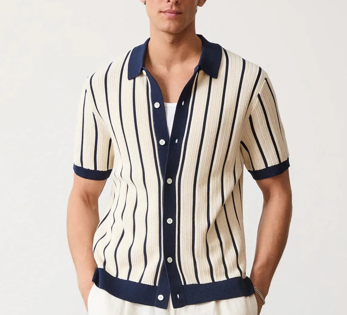 Men's white knitted short sleeve shirt with asymmetric lapel design in British style