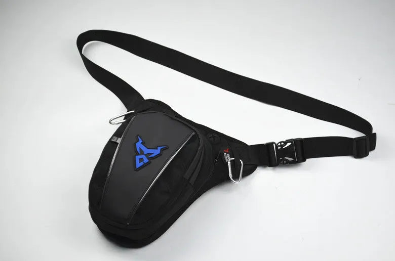 0105MC motorcycle riding leg bag in 1200D Oxford cloth shown in red, blue, green, and grey colour options.