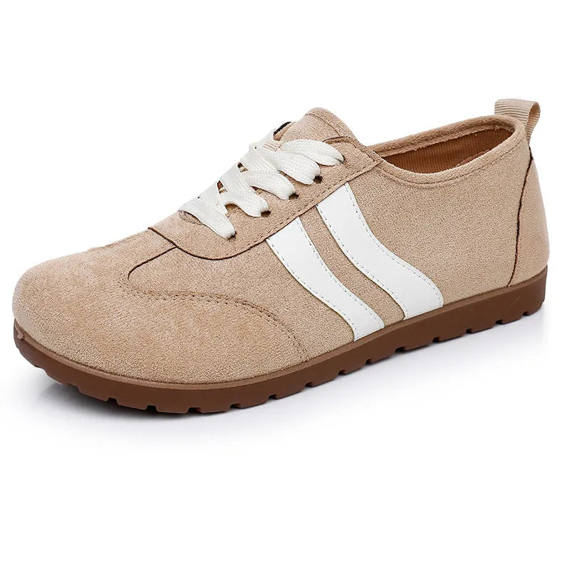 Women's vintage canvas sneakers with round toe and flat heel in dark red colour