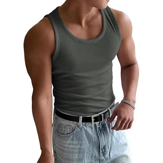 Men's tight-fitting round neck fitness T-shirt in black, made from polyester with a wool lining.