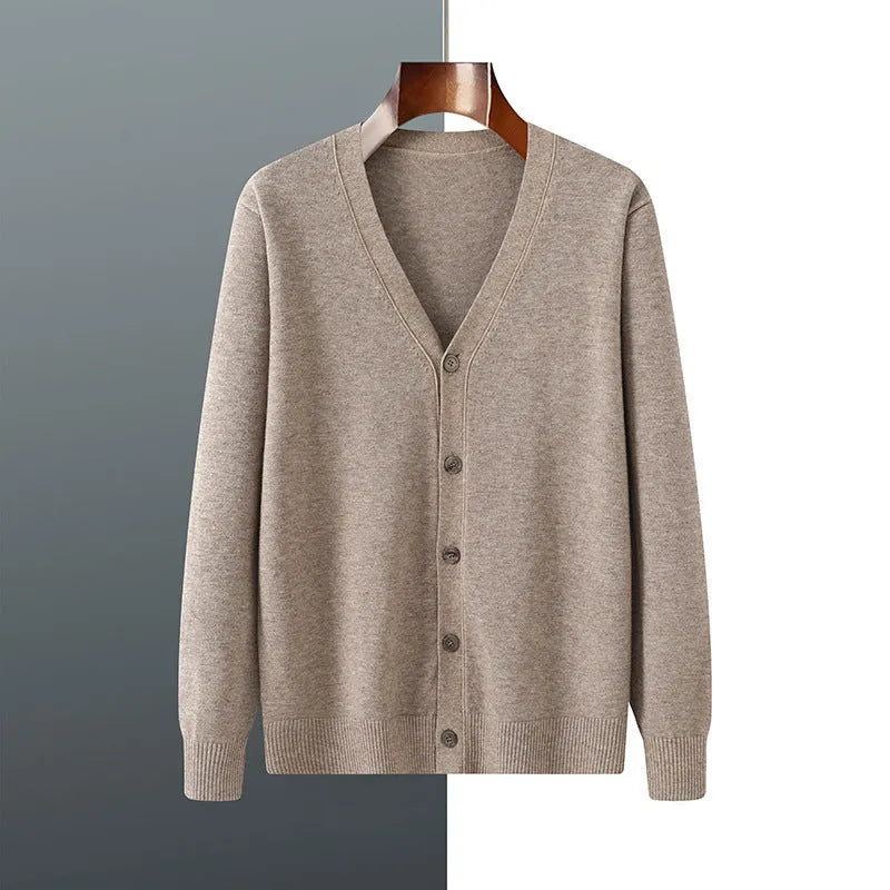 Men's V-neck knitted cardigan coat in Andy velvet fabric with long sleeves
