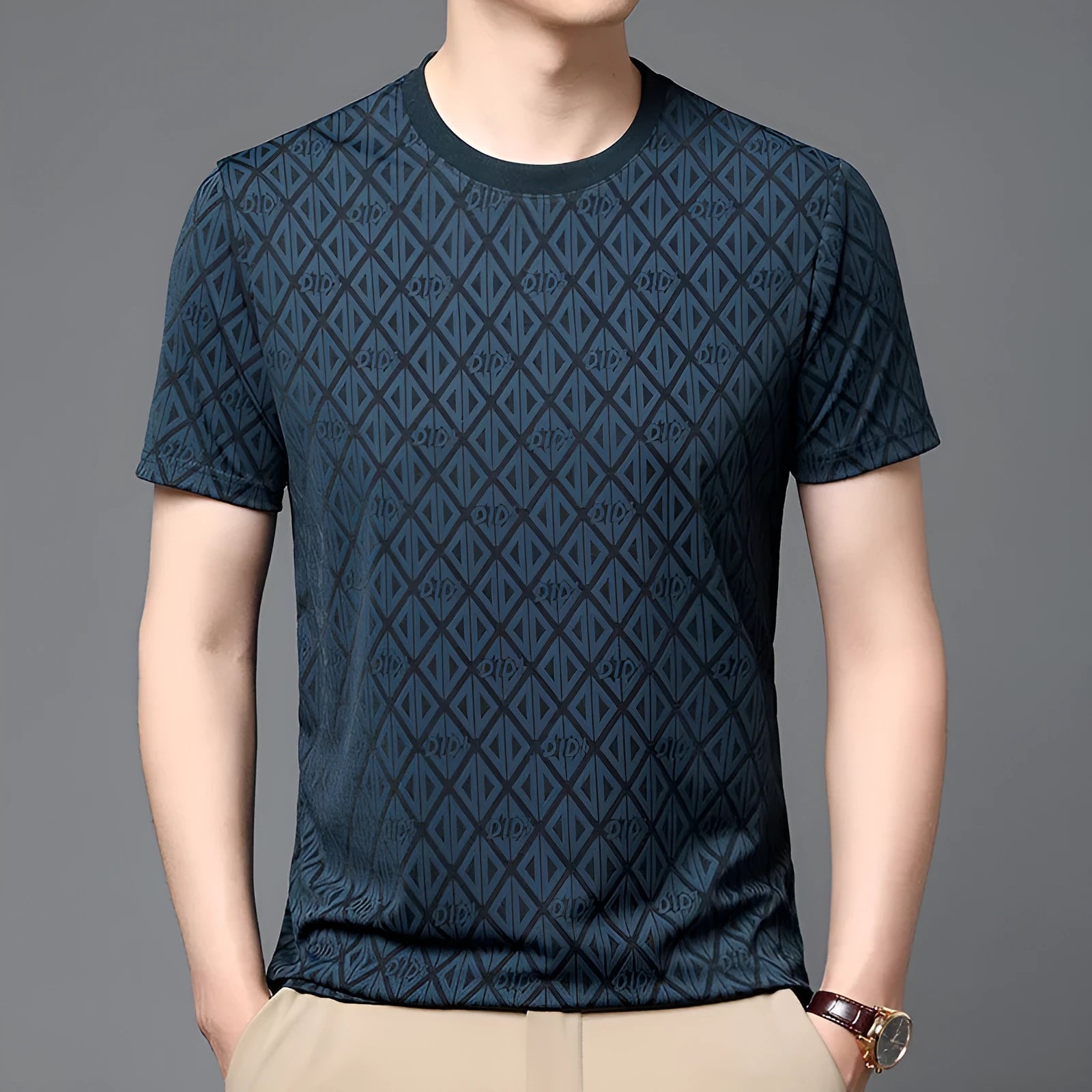 Men's round neck ice silk antibacterial casual t-shirt in loose fit with short sleeves