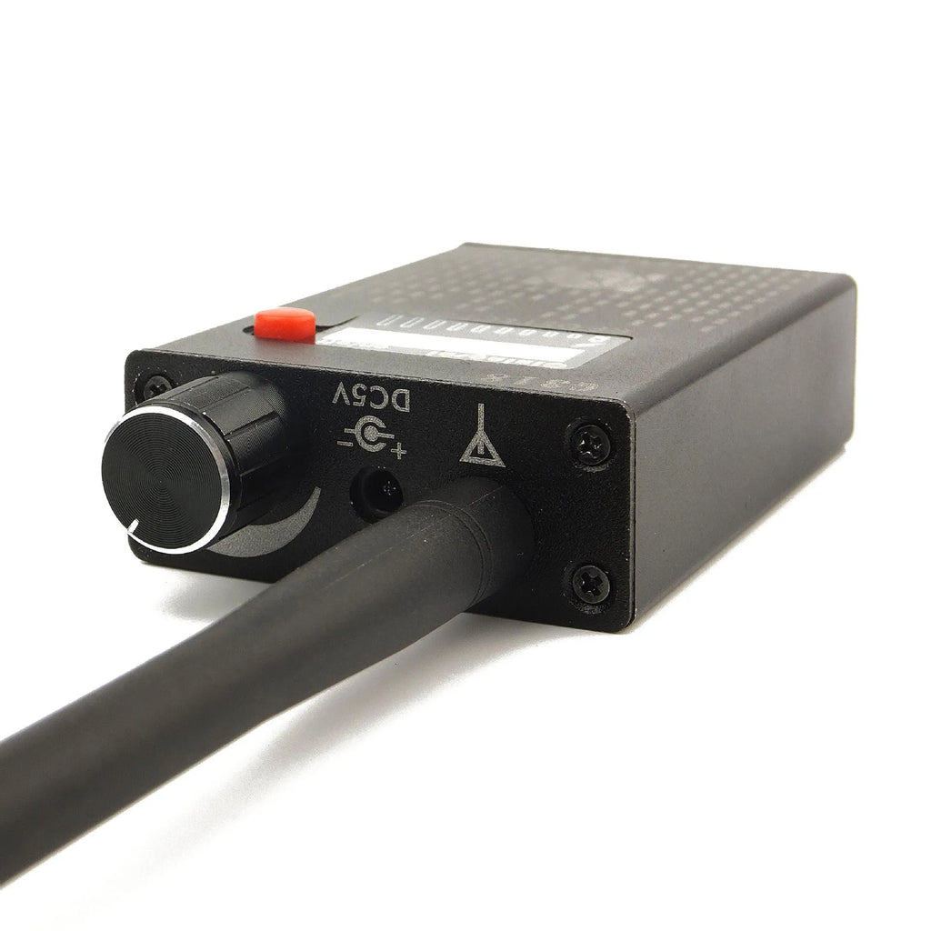 Professional G318 Signal Detector unit for anti-eavesdropping and anti-theft security checks.
