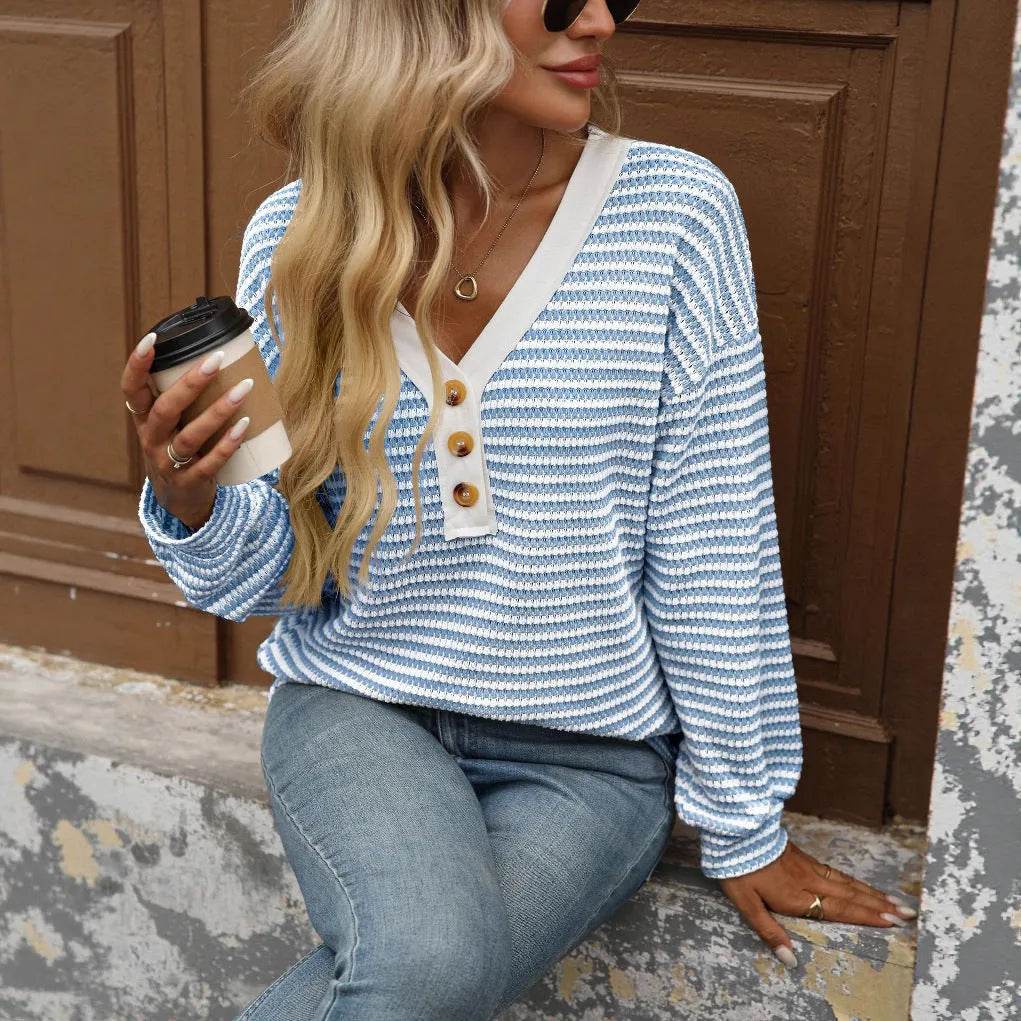 Women's V-neck patchwork pullover top in loose fit street fashion style