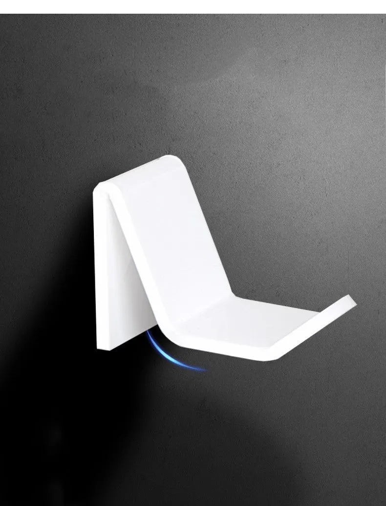 Universal game controller mounting bracket in black, white and transparent colours