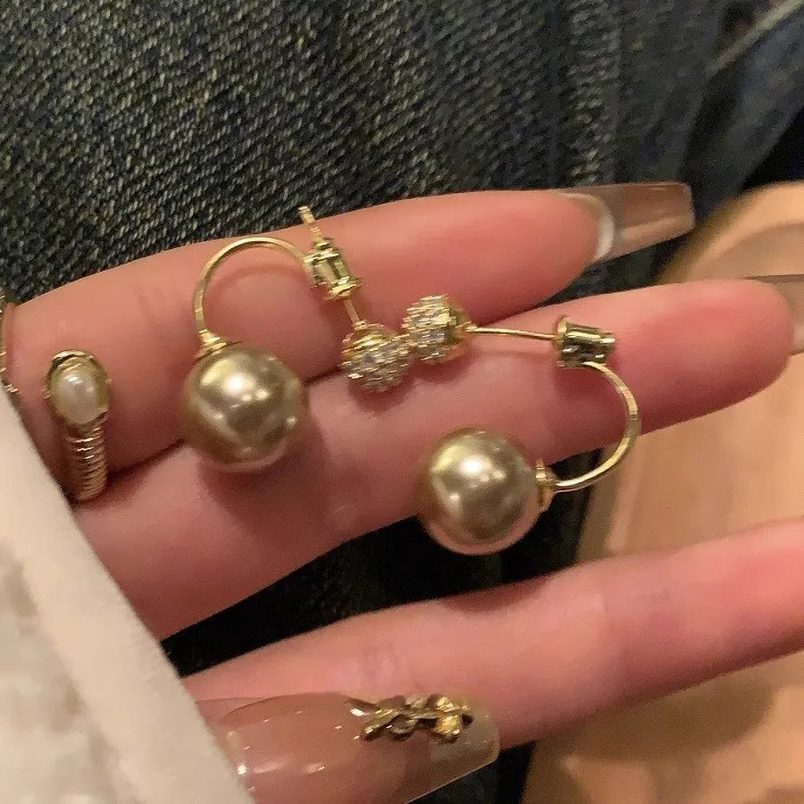 Copper pearl stud earrings in E6563 gold colour geometric shape Korean style for women