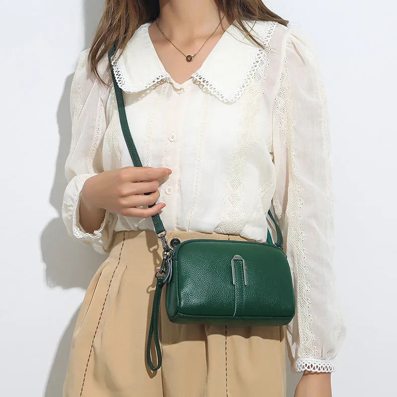 Women's genuine leather shoulder bag in square design with dimensions 19cm by 13cm by 6cm